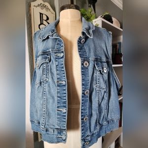 Torrid Crop Denim Vest Medium Wash